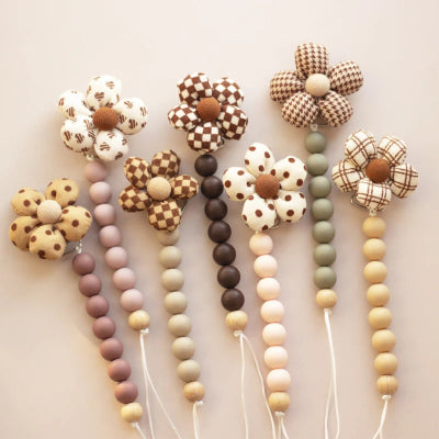 Attache sucette-|TeWindsor|- Fleurs d'hiver indispensable