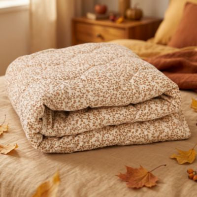 Couette pour bébé 85 × 100 cm | Feuilles d'automne – Chaleur naturelle régulée