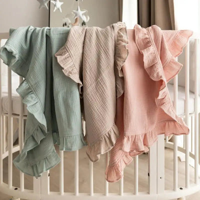 Couverture bébé d'emmaillotement à volants | Mousseline™ – Sécuritaire