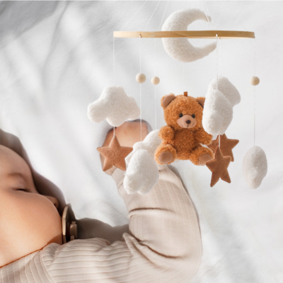 Mobile Lit Bébé Ours Brun Musical Éveil sensoriel