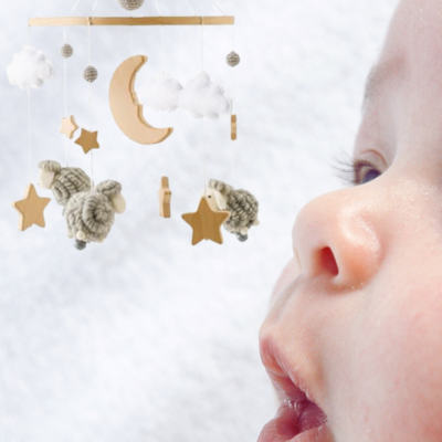 Mobile lit bébé | Moutons gris-Éveil spirituel