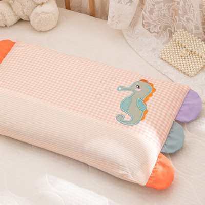 Oreiller pour bebe-|DouxConfort|- Broderie-hippocampe