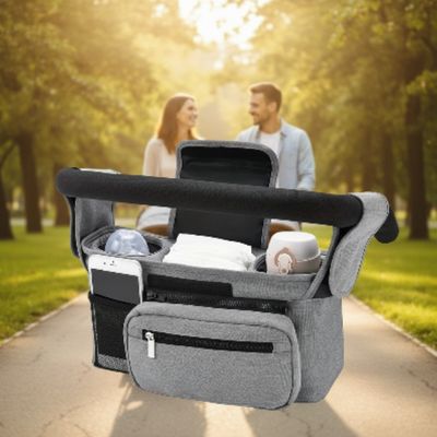 Organisateur poussette universel couleur élégante | HappyBaby™ – Famille en promenade au parc