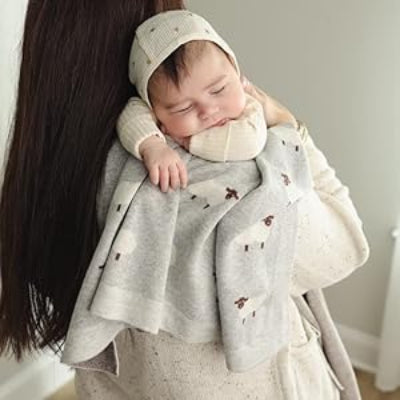 Plaid bebe Moutons | LaPetiteBergerie™ – Douce-grise