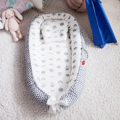 Reducteur de lit- NidPortableBébé™- Couronne