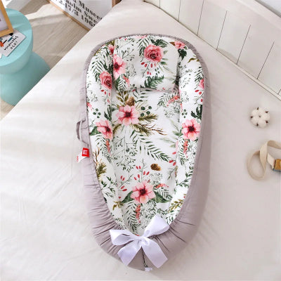 Reducteur de lit - NidPortableBébé™- Fleurs