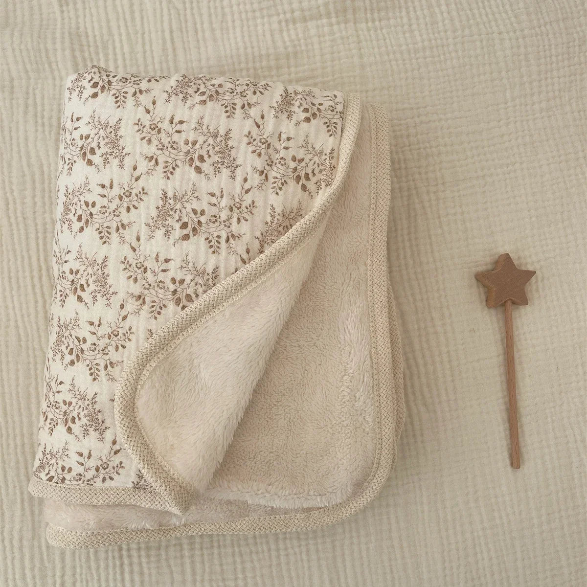Plaid bebe-|TheWinterBlanket|-Fleurs d'antan-floral