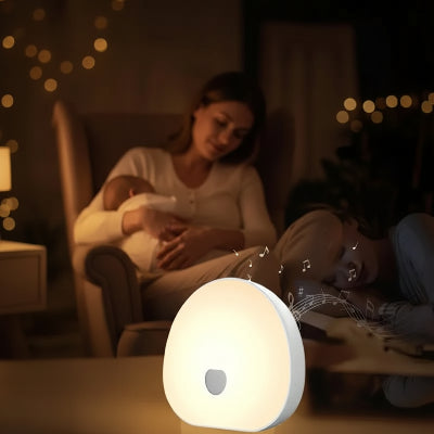 Veilleuse bruit blanc portable 7 couleurs | Ambiance douce – Maman qui berce son bébé durant la nuit
